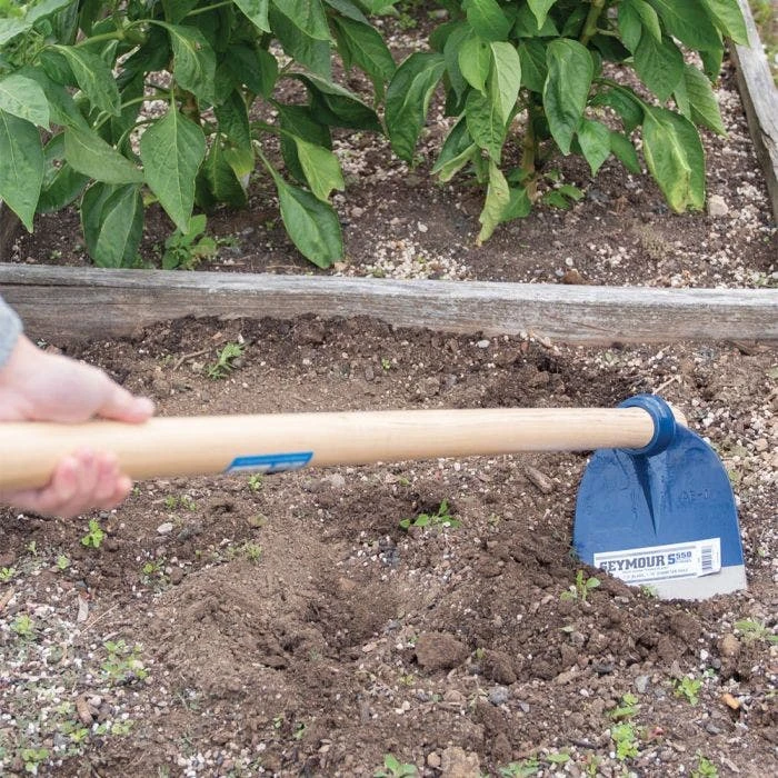 Heavy-Duty Grubbing Hoe - Image 4